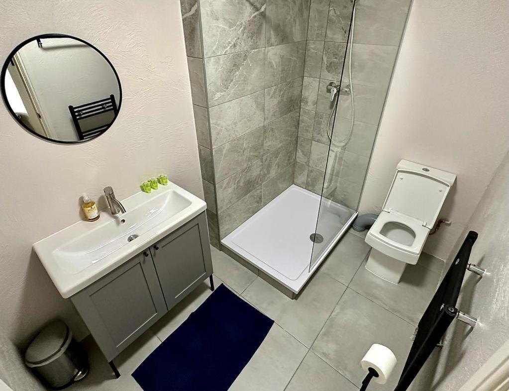 Flat 3 Stay In Aldgate Apartments London Exterior photo